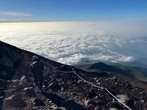 【新宿8:45/羽田空港9:45発】北海道・九州など全国から当日集合OK!プリンスルート&砂走館泊で身軽に剣ヶ峰へ!ガイド同行 富士登山ツアー2日間