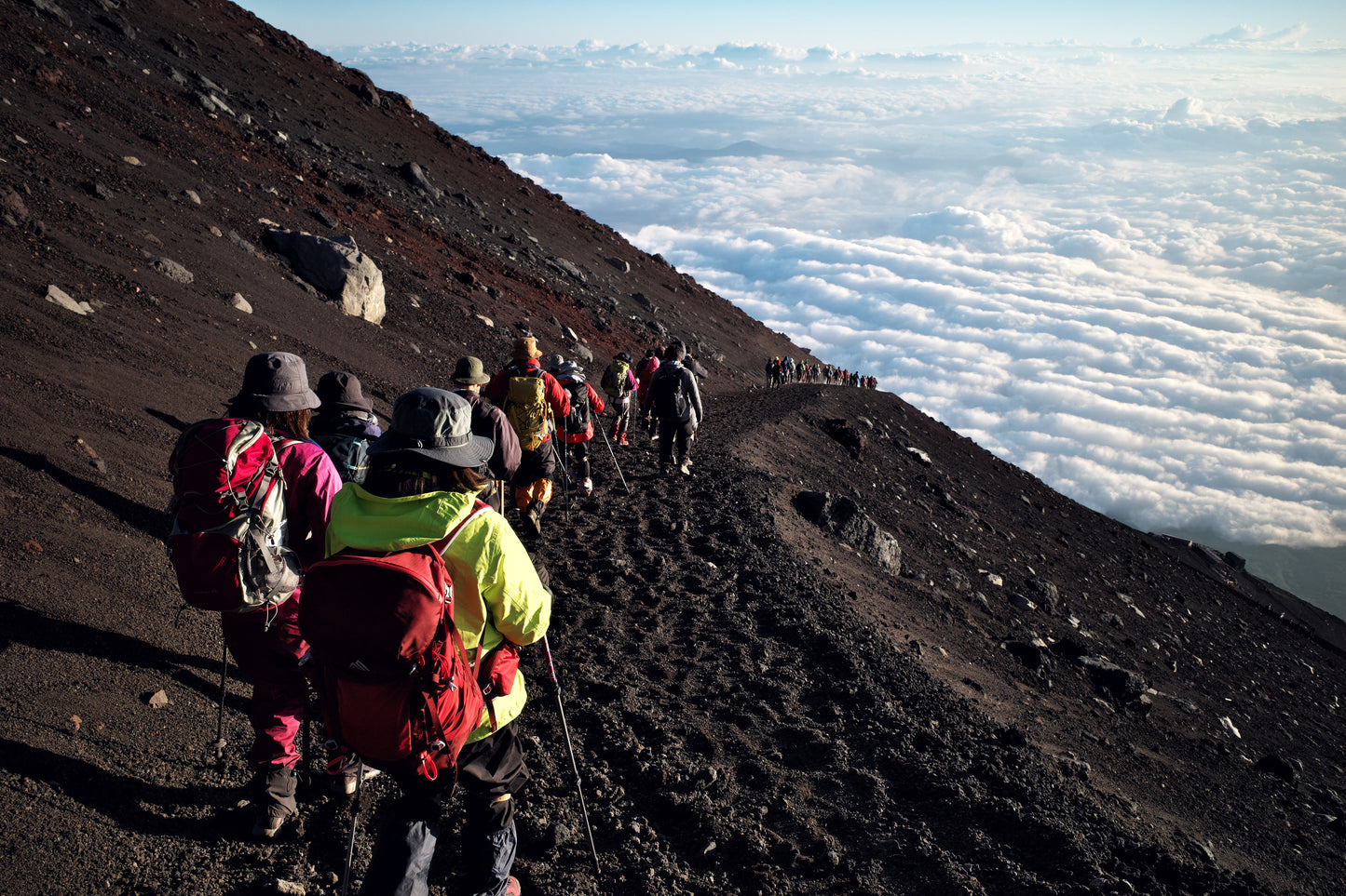 【東京・新宿・横浜朝発】富士登山バスツアー2日間 吉田ルート/フリープラン★松原作業中★ (料金表html)